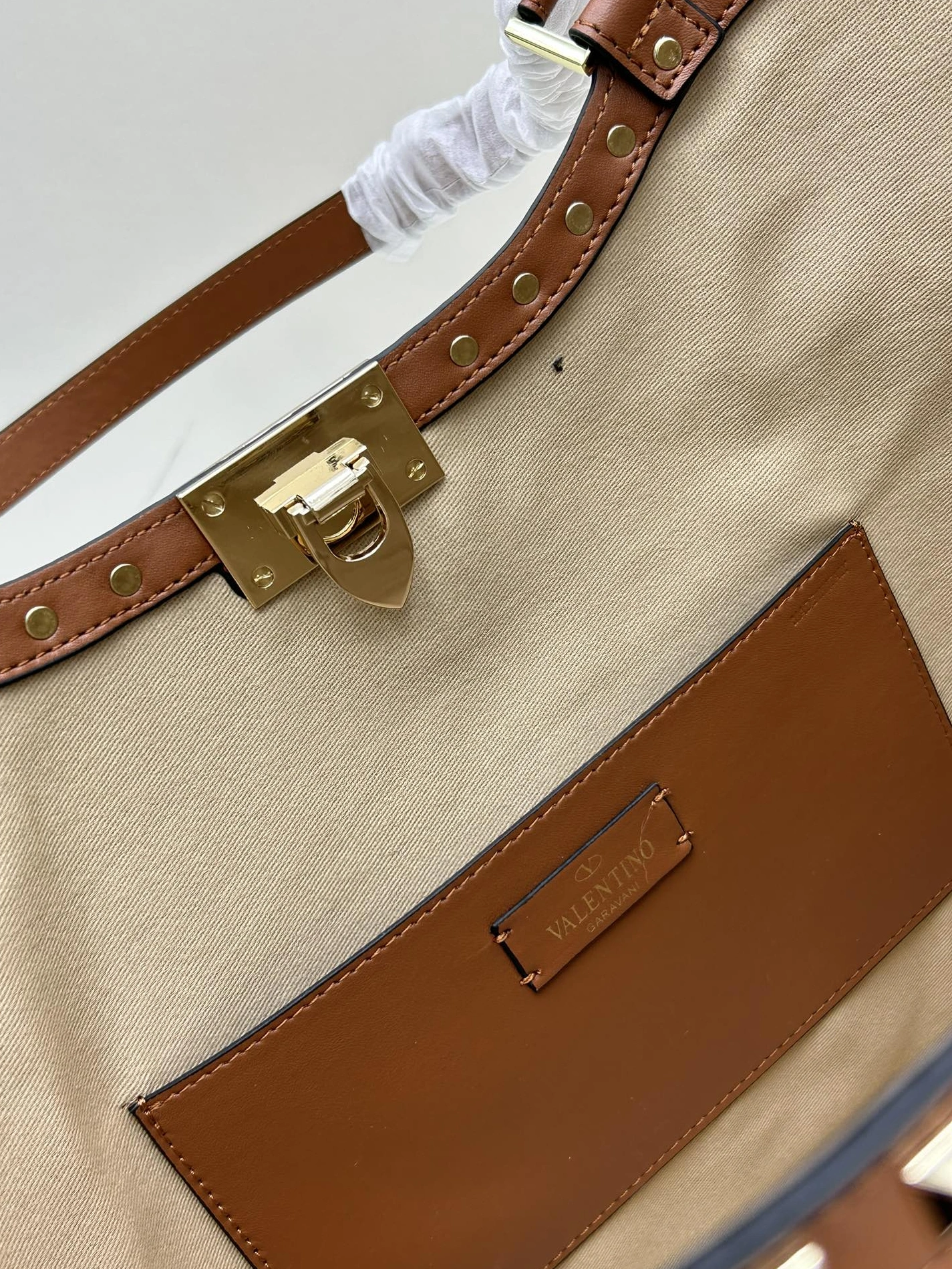 Valentino AAA Quality Shoulder Bags For Women Soft 8147