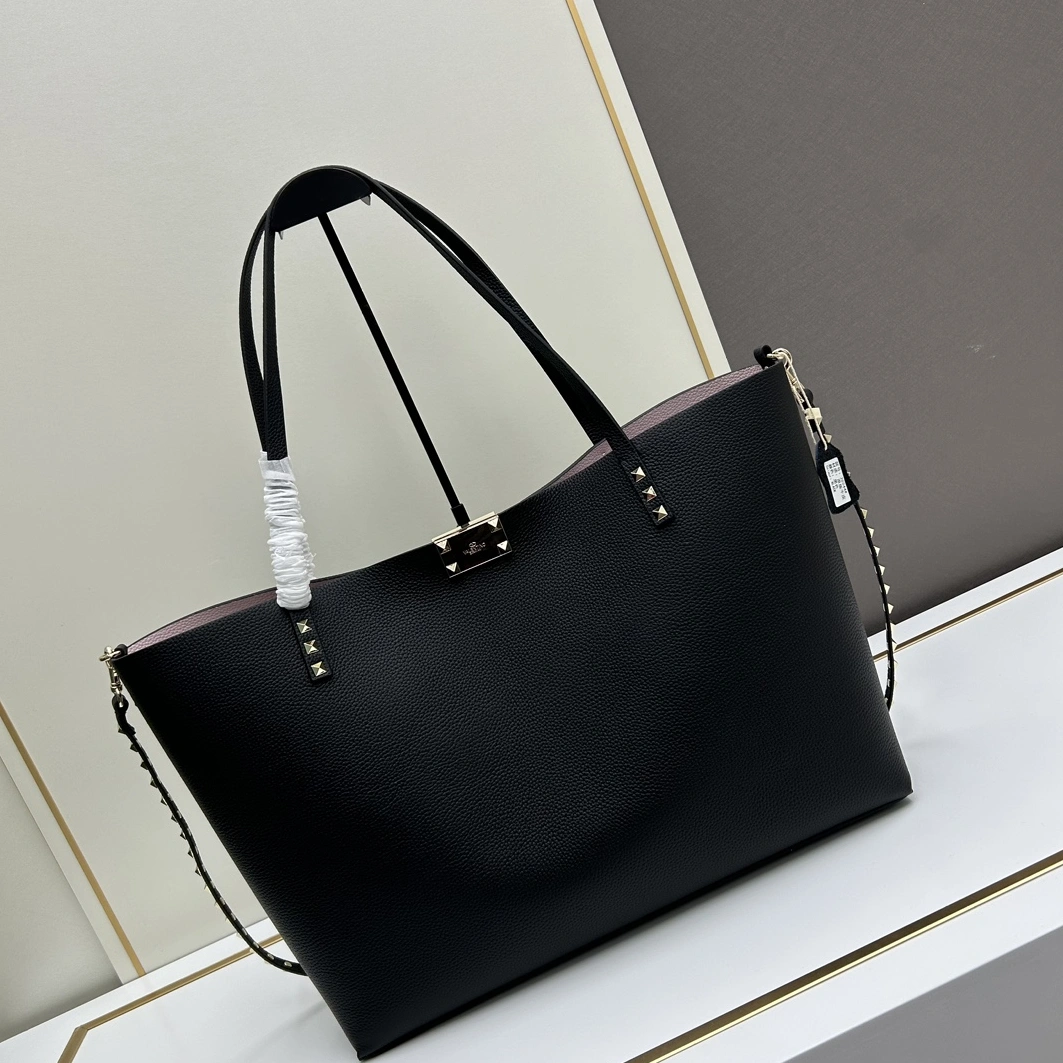 Valentino AAA Quality Shoulder Bags For Women StreetReady 293