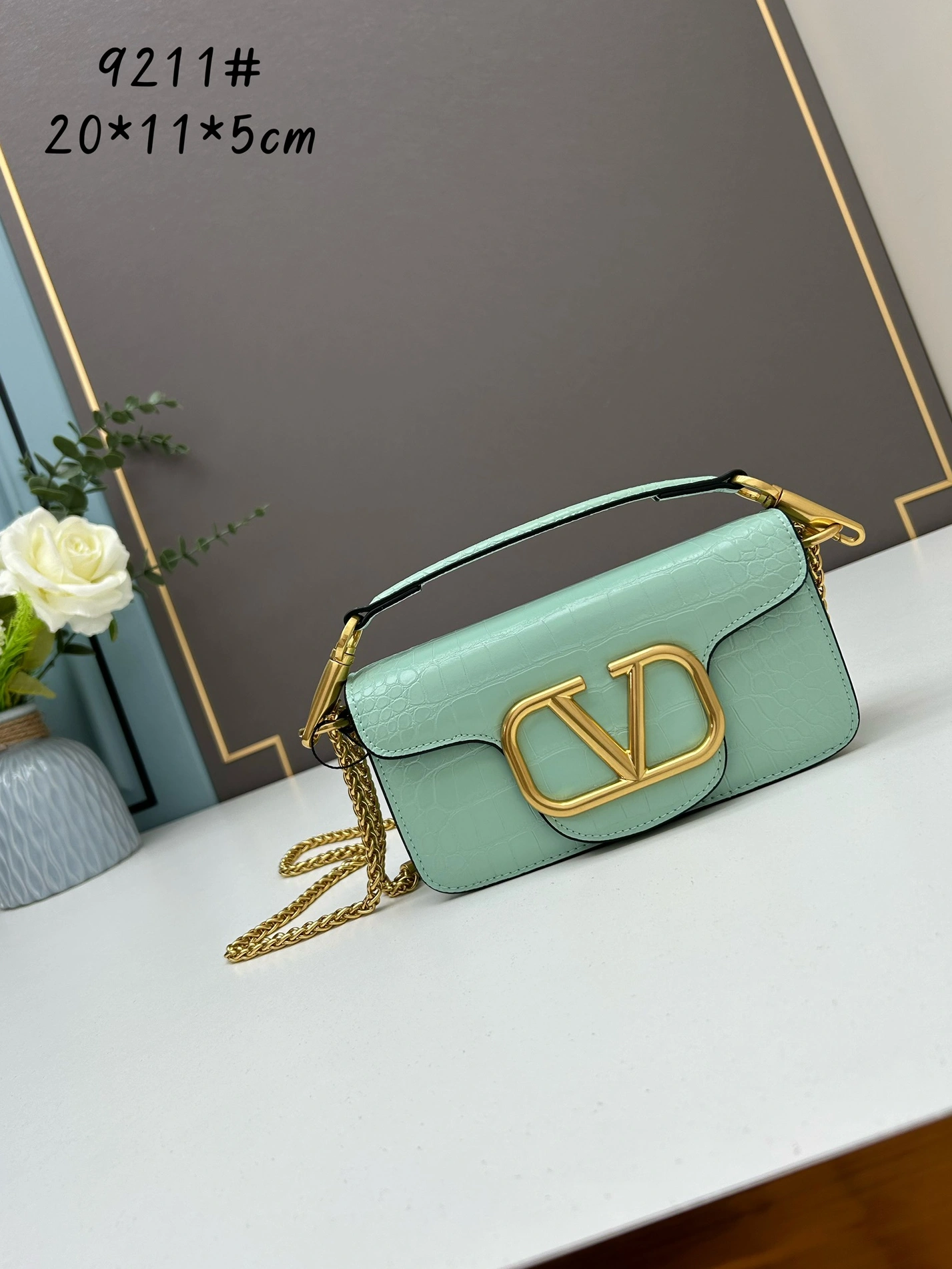 Valentino AAA Quality Shoulder Bags For Women StreetReady 3111
