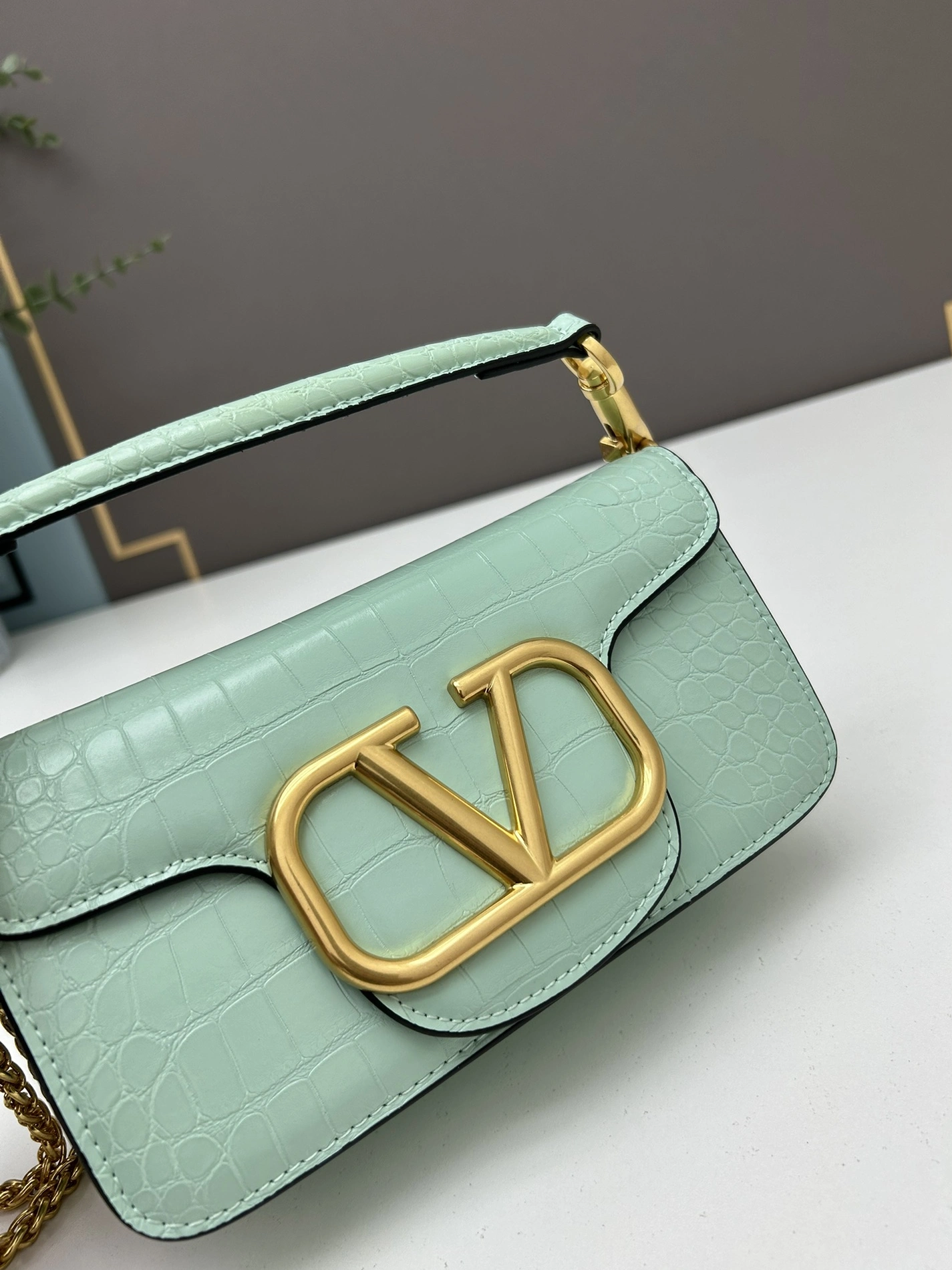 Valentino AAA Quality Shoulder Bags For Women StreetReady 3111
