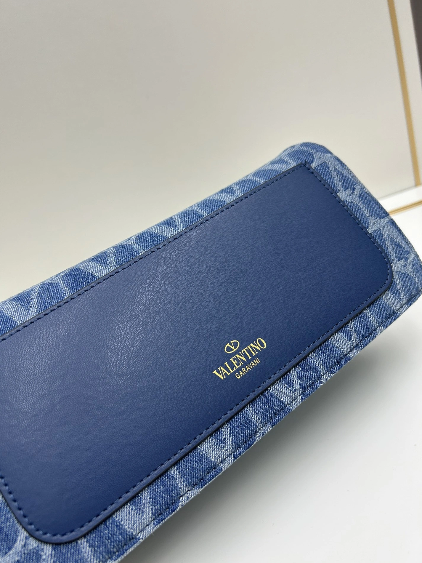 Valentino AAA Quality Shoulder Bags For Women Stylish 139