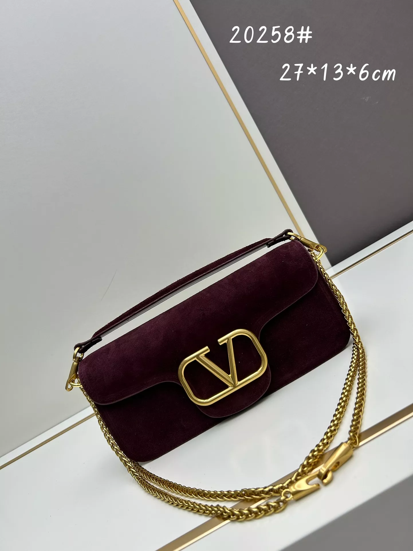 Valentino AAA Quality Shoulder Bags For Women Timeless 8355
