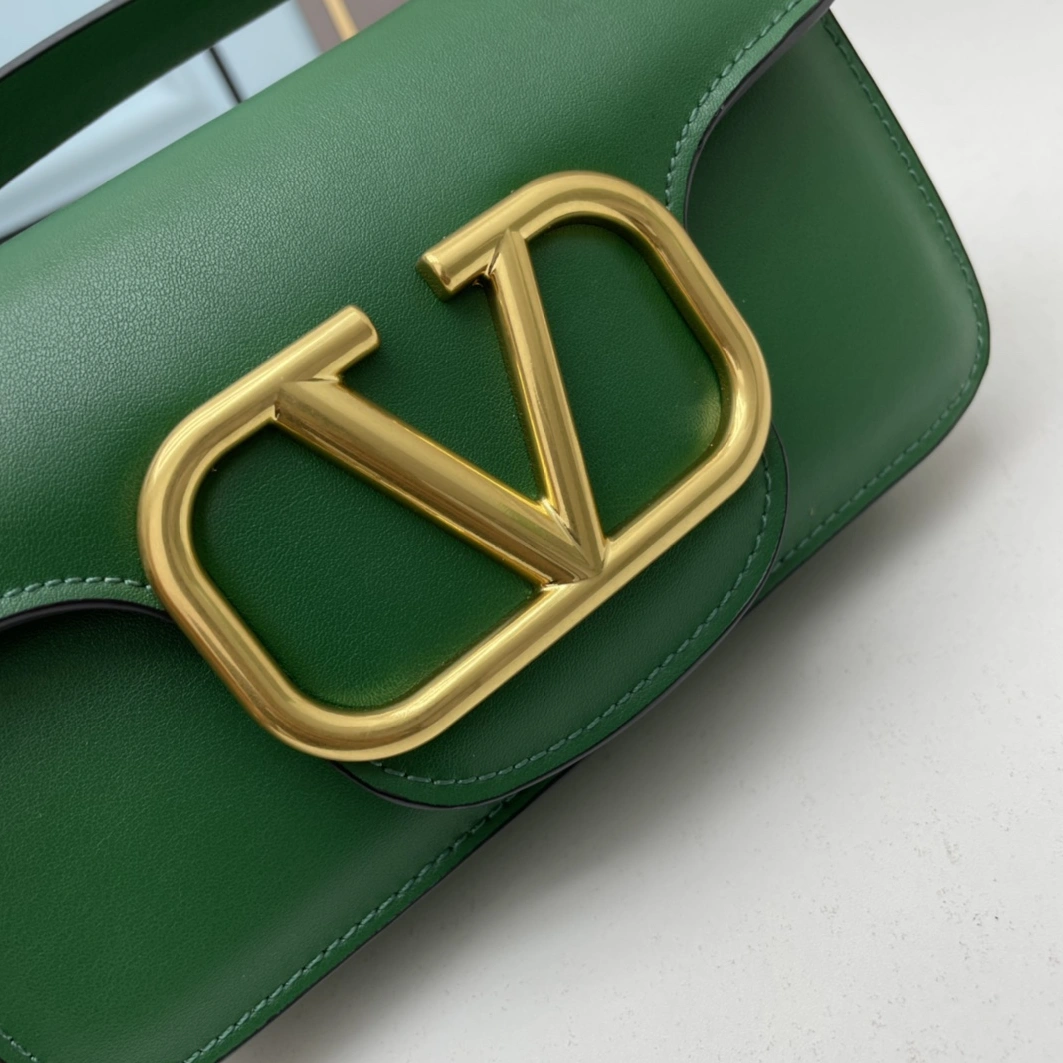 Valentino AAA Quality Shoulder Bags For Women TopPick 7594