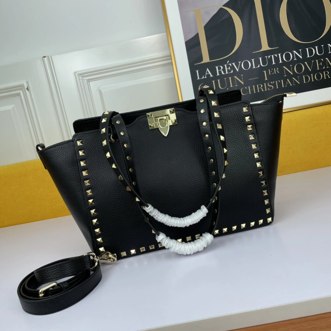 Valentino AAA Quality Shoulder Bags For Women TopPick 8849