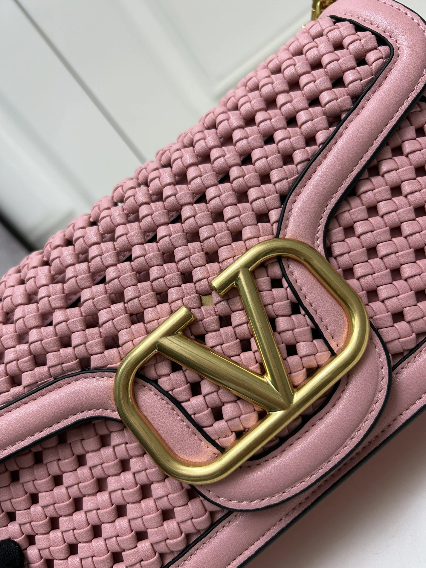 Valentino AAA Quality Shoulder Bags For Women Trendsetting 2802