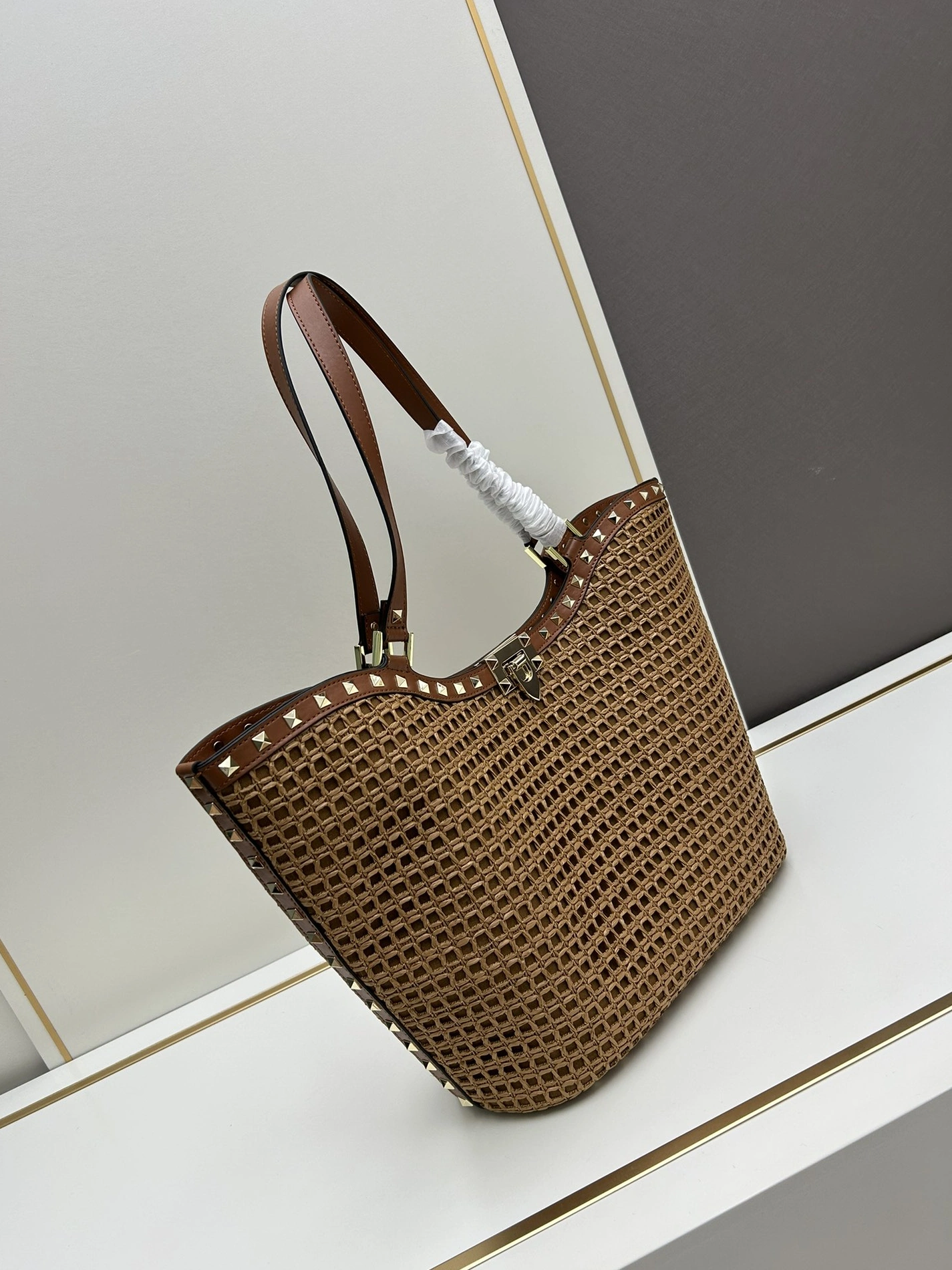 Valentino AAA Quality Shoulder Bags For Women Unique 812