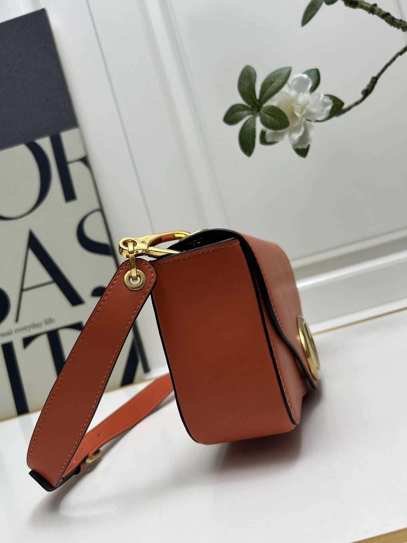 Valentino AAA Quality Shoulder Bags For Women Versatile 8612