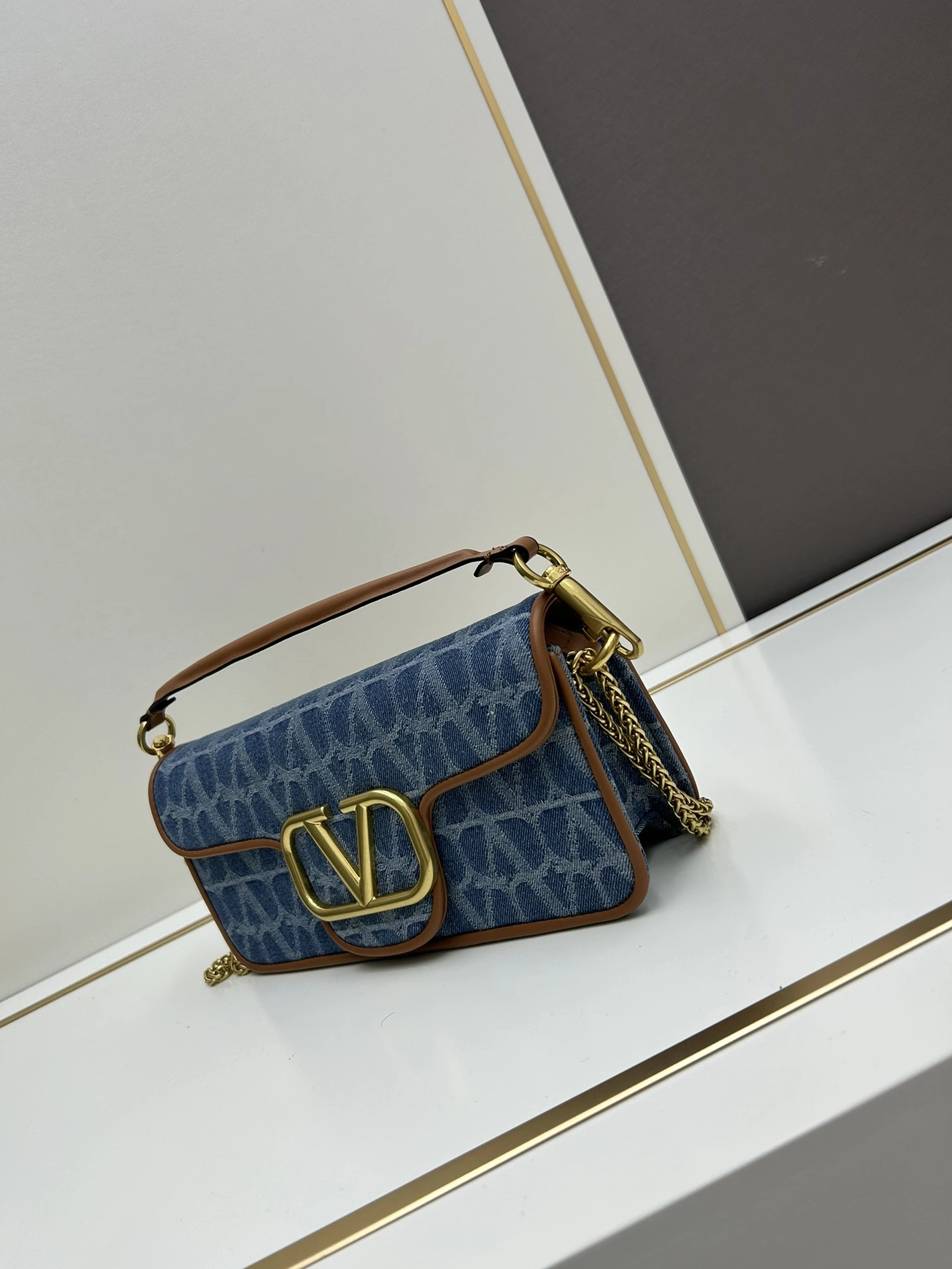 Valentino AAA Quality Shoulder Bags For Women WellDesigned 3681