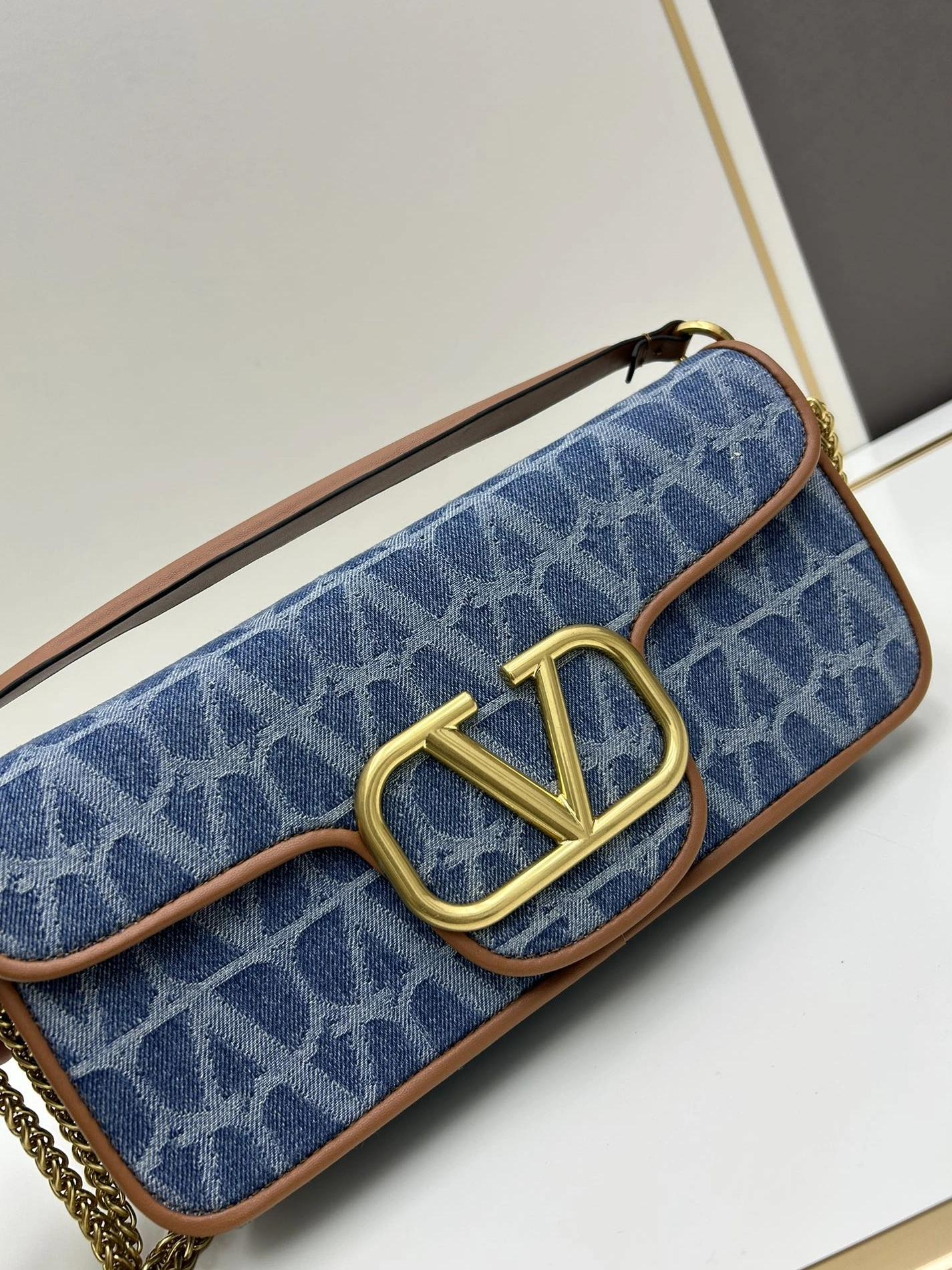 Valentino AAA Quality Shoulder Bags For Women WellDesigned 3681