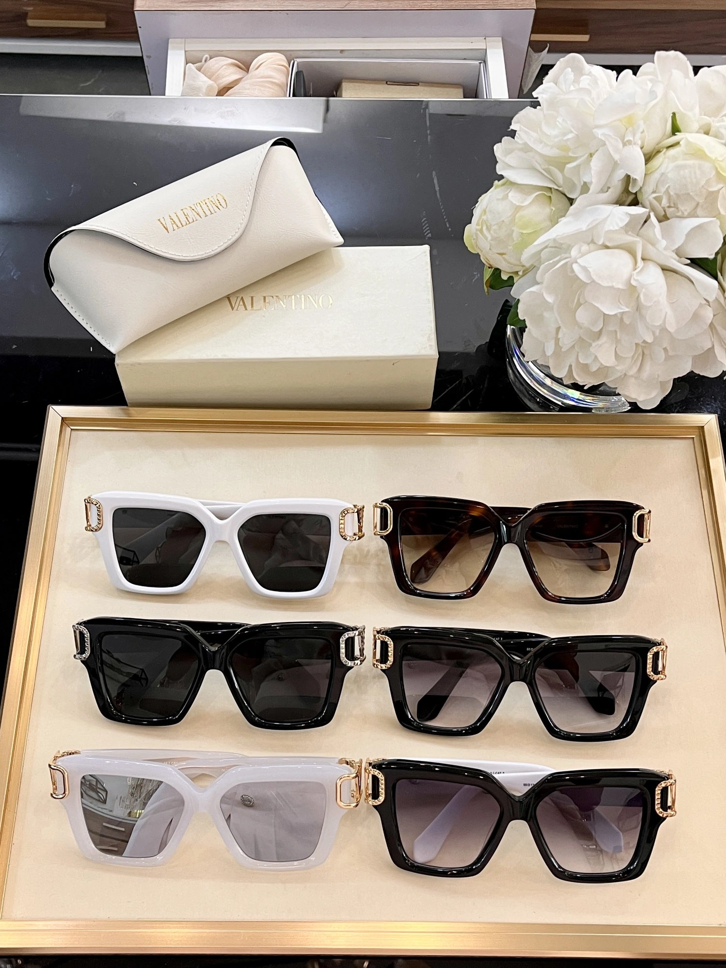Valentino AAA Quality Sunglasses BestValue 8819