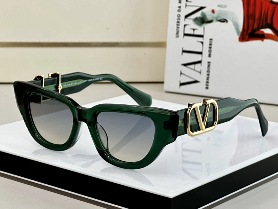 Valentino AAA Quality Sunglasses Breathable 5116