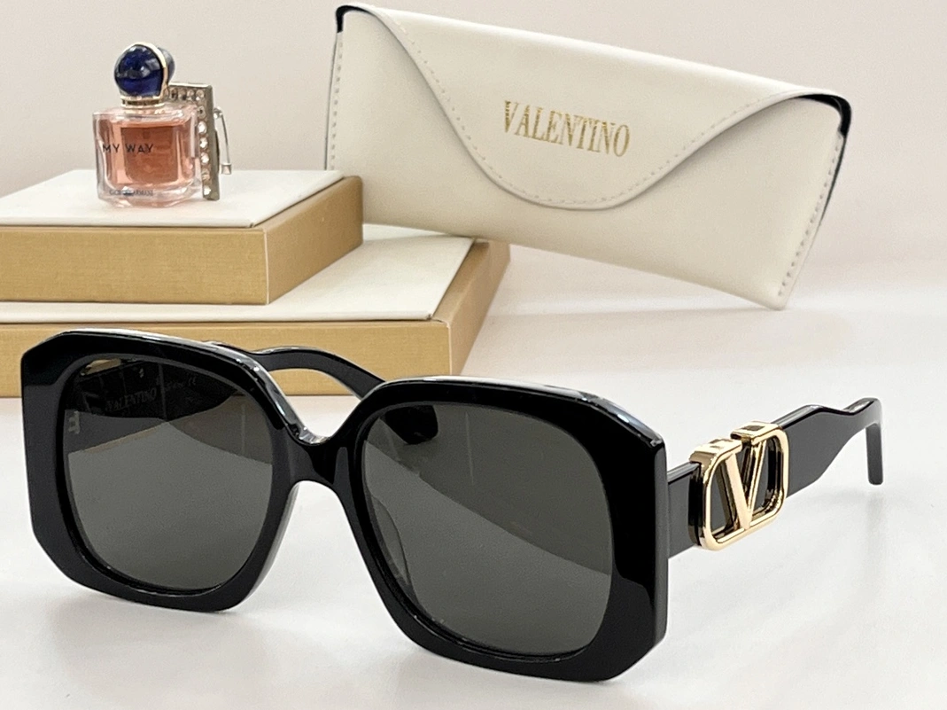 Valentino AAA Quality Sunglasses Classic 4103