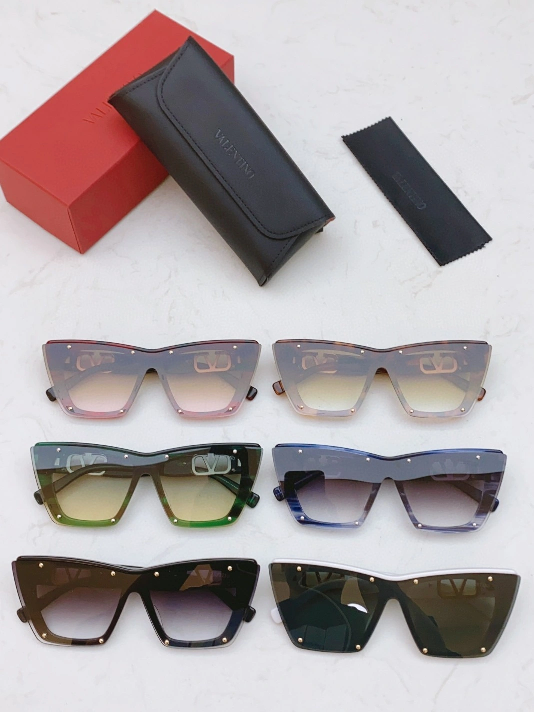 Valentino AAA Quality Sunglasses Classic 5300
