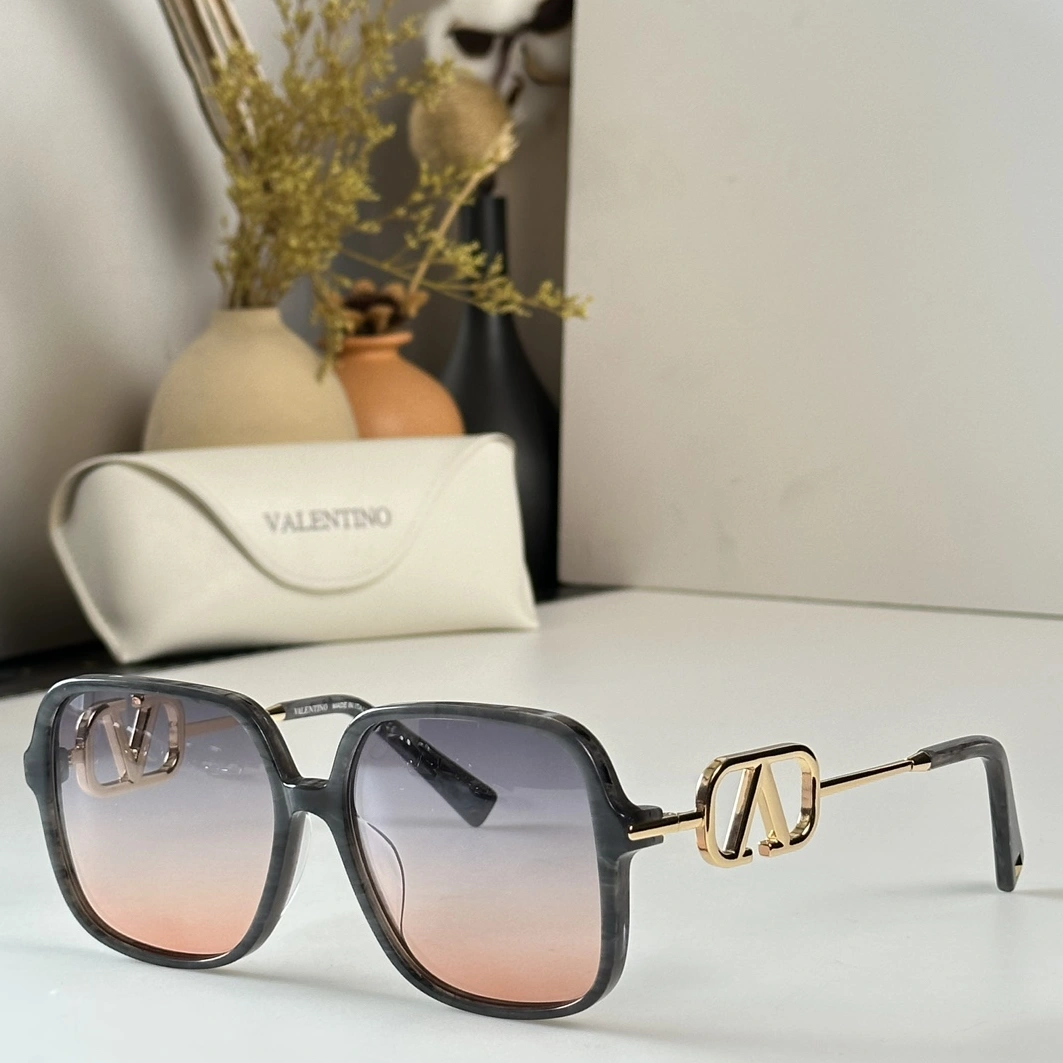 Valentino AAA Quality Sunglasses Comfortable 8788