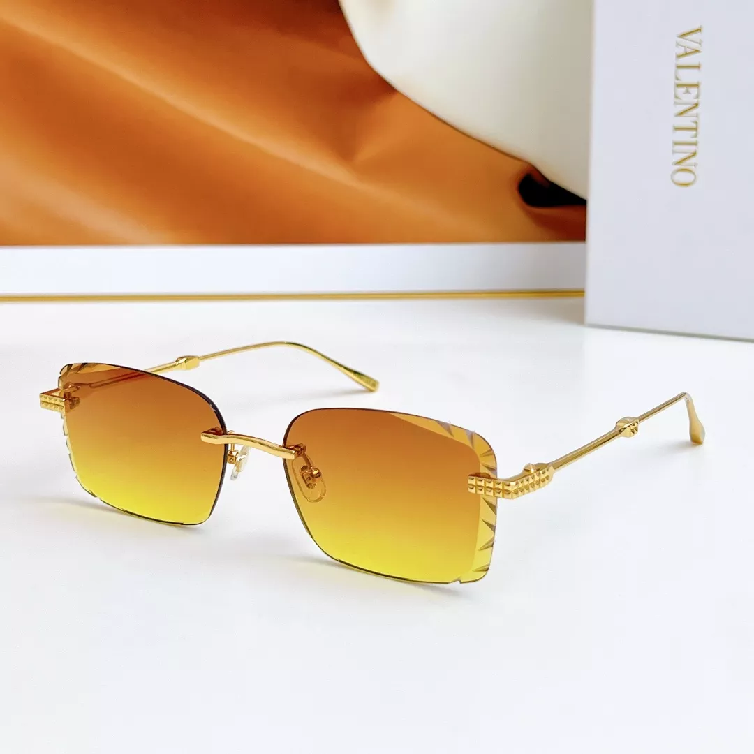 Valentino AAA Quality Sunglasses EyeCatching 4532
