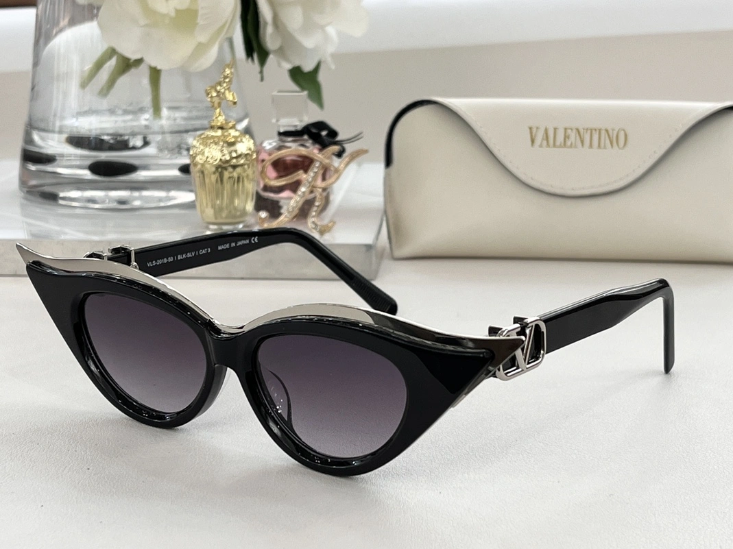 Valentino AAA Quality Sunglasses Flexible 462
