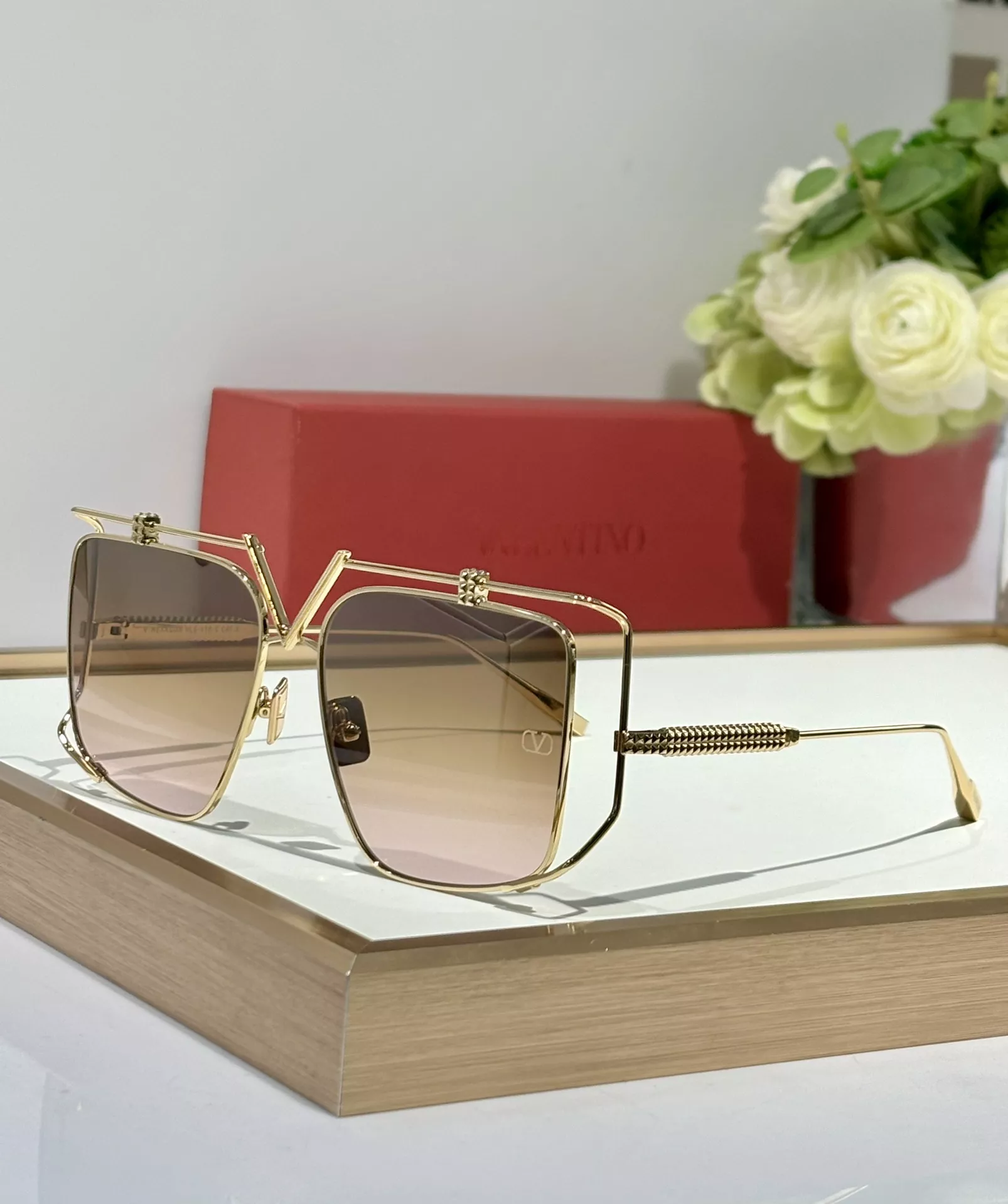 Valentino AAA Quality Sunglasses GoAnywhere 5612