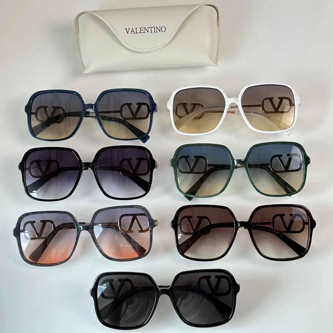 Valentino AAA Quality Sunglasses Stylish 7686