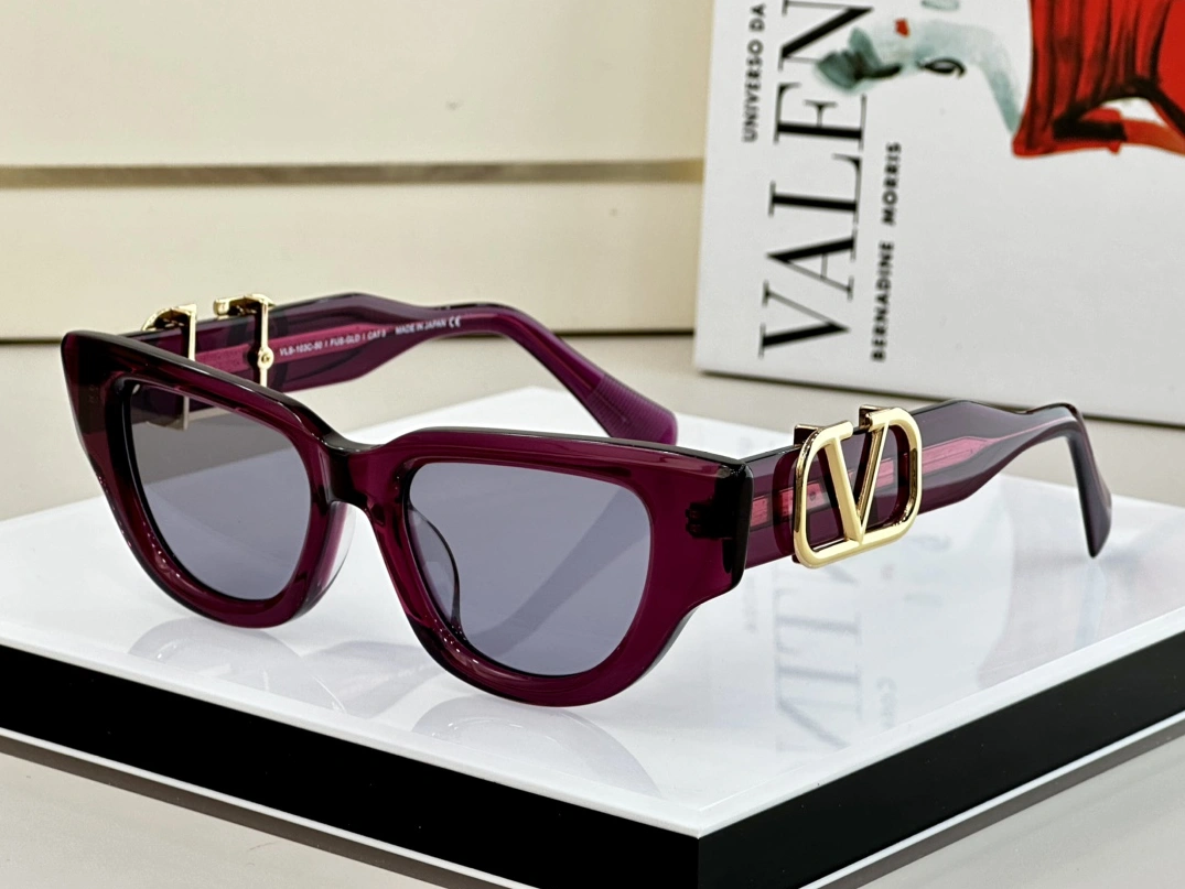 Valentino AAA Quality Sunglasses Unique 9949