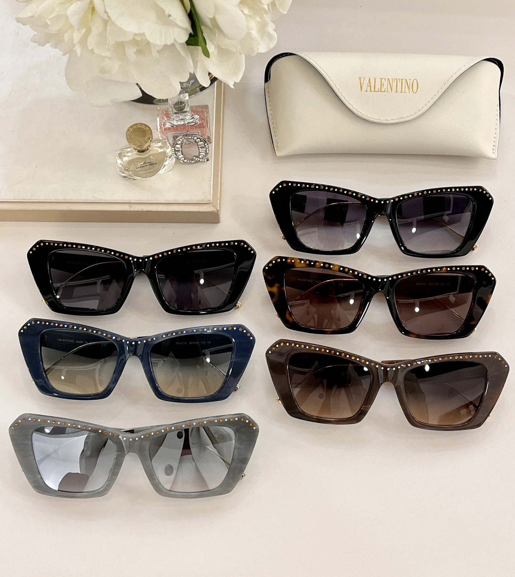 Valentino AAA Quality Sunglasses WellDesigned 6388