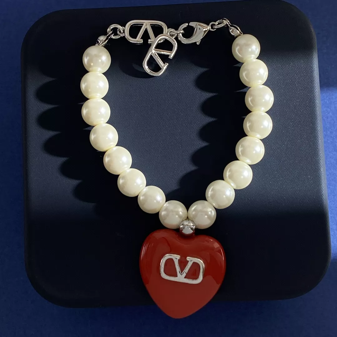 Valentino Bracelets For Women HighQuality 7582