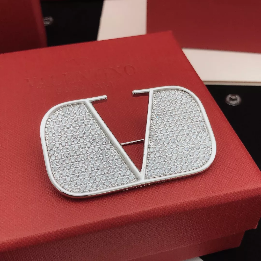 Valentino Brooches For Women Affordable 1132