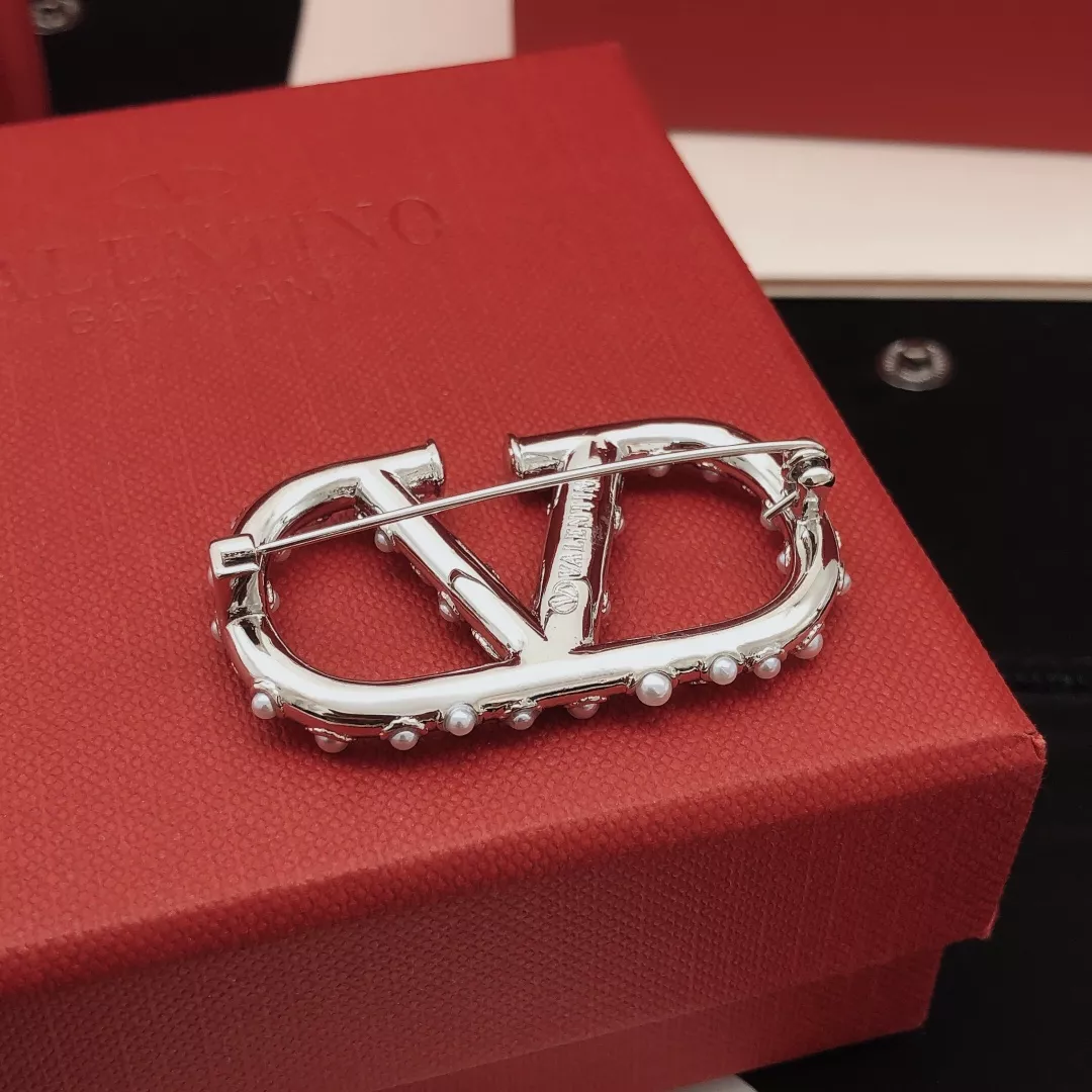 Valentino Brooches For Women Bright 8577
