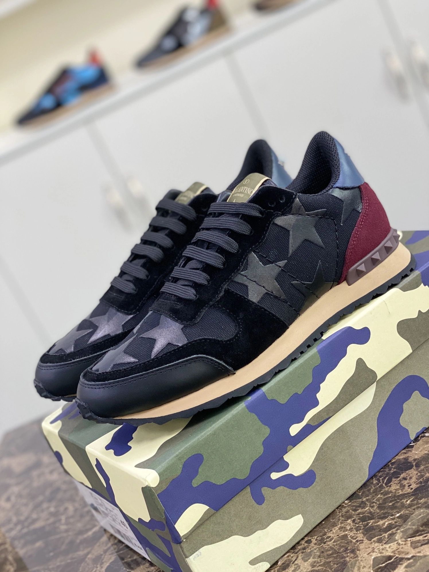 Valentino Casual Shoes For Men Bold 3096