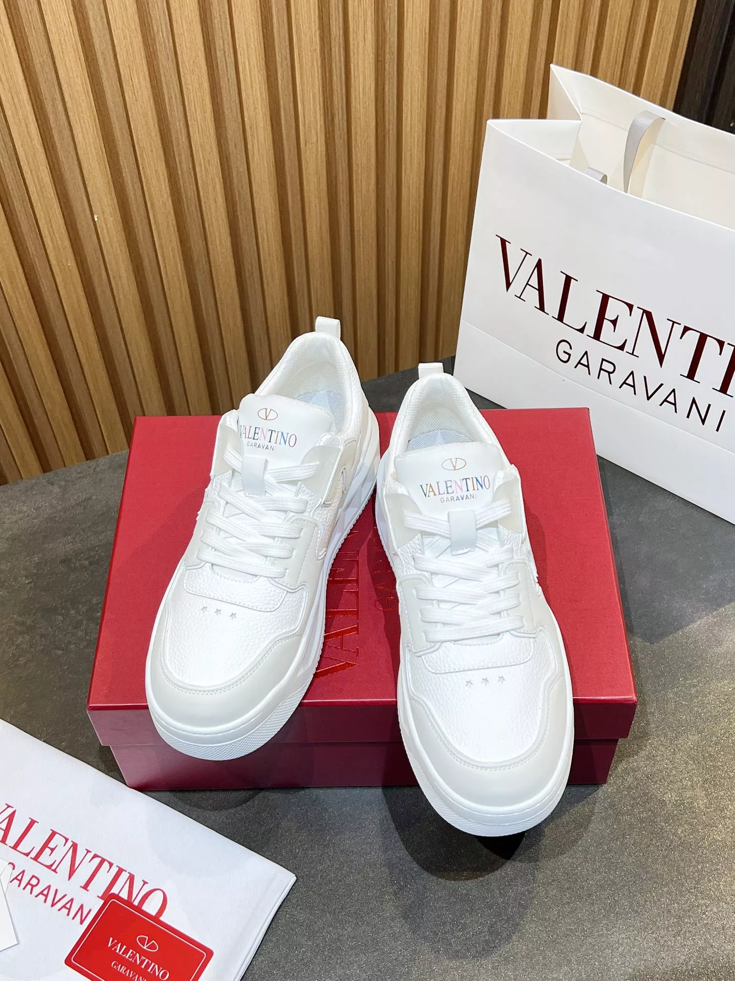 Valentino Casual Shoes For Men Classic 1433