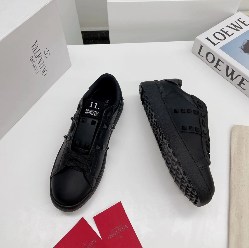Valentino Casual Shoes For Men Minimalist 3869