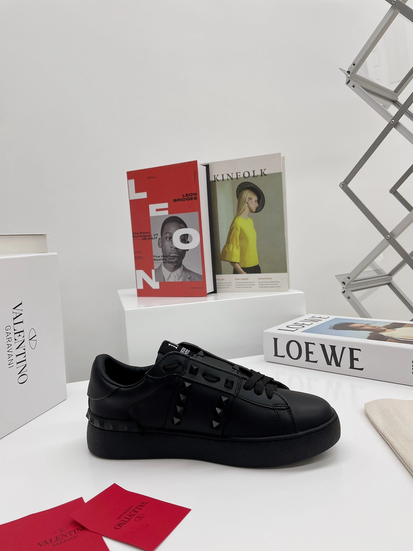 Valentino Casual Shoes For Men Minimalist 3869