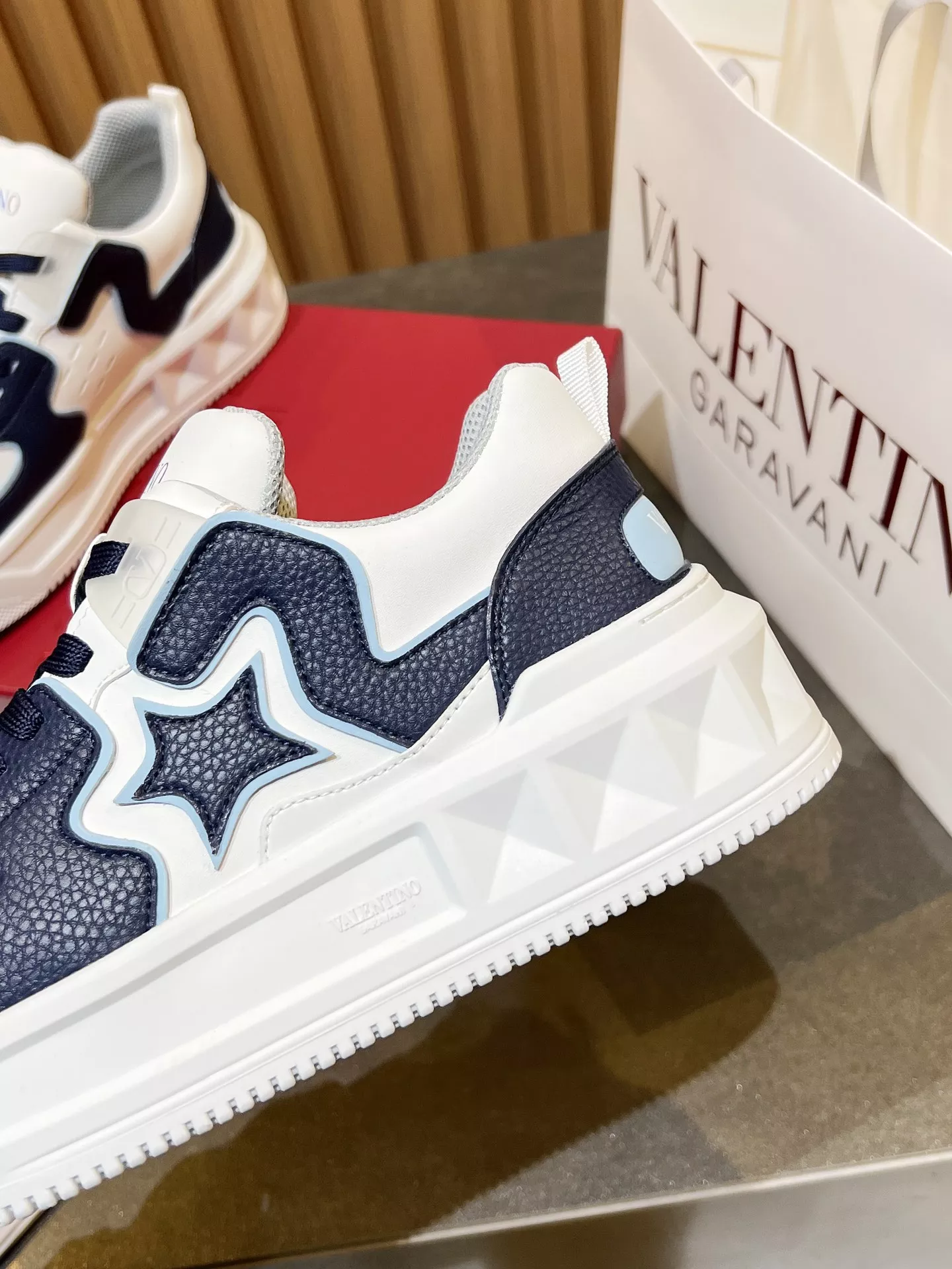 Valentino Casual Shoes For Men Practical 2801