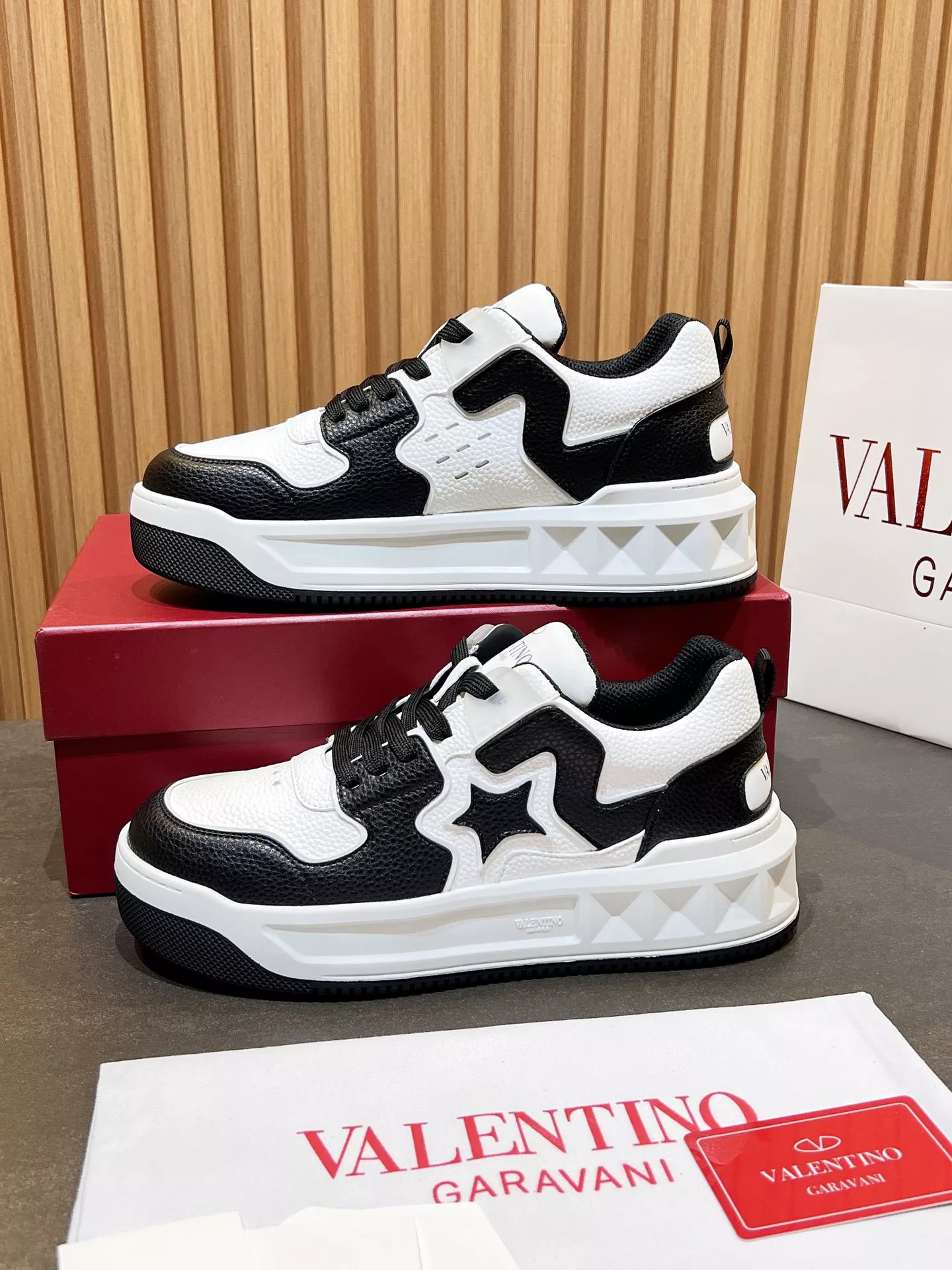 Valentino Casual Shoes For Men StreetReady 9594