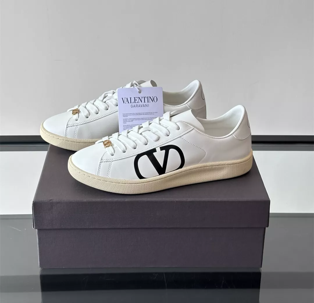 Valentino Casual Shoes For Men Timeless 1736
