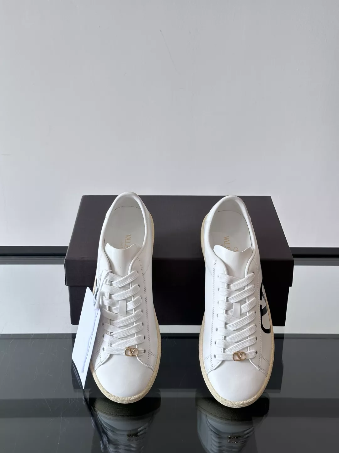 Valentino Casual Shoes For Men Timeless 1736