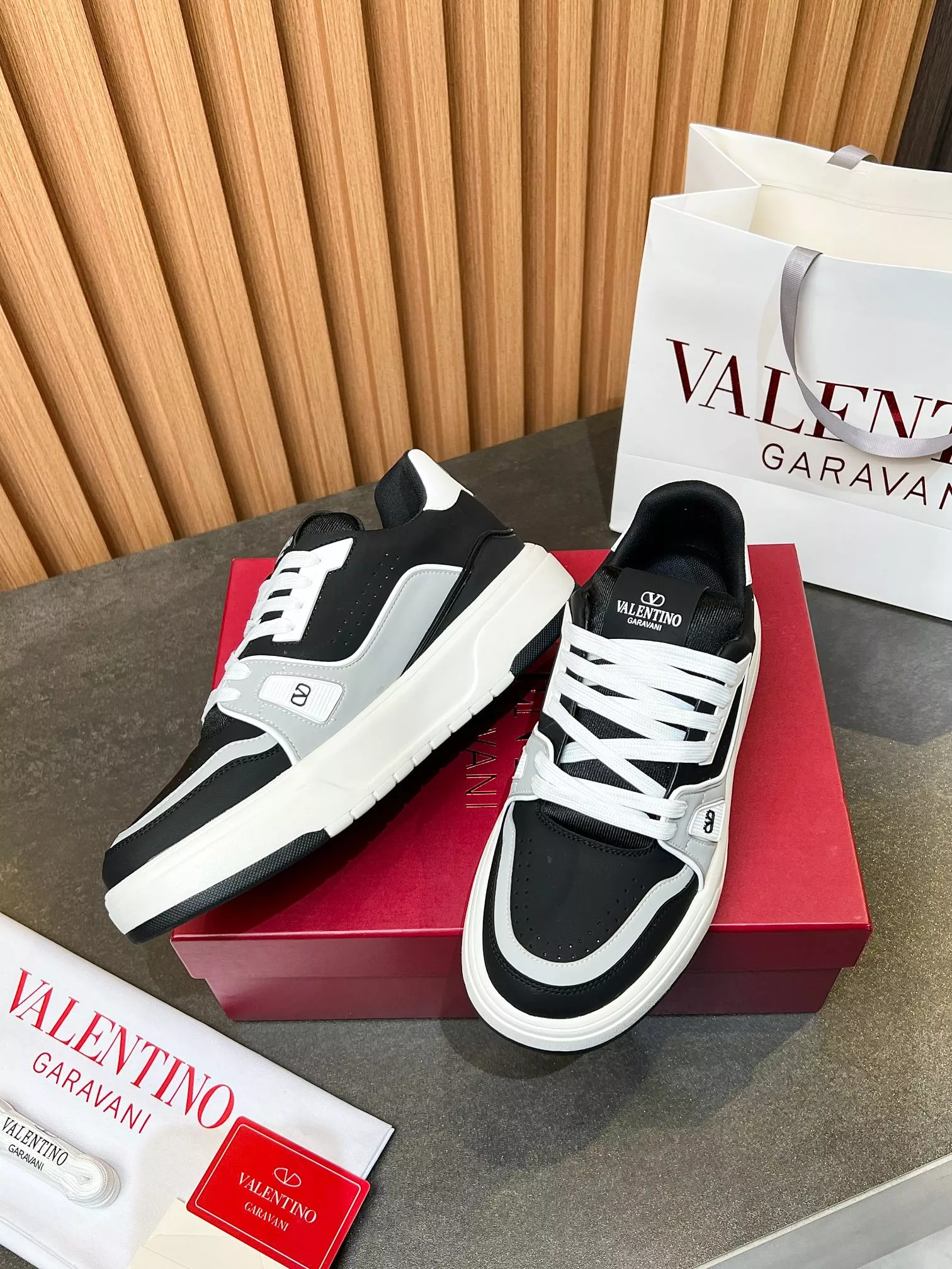 Valentino Casual Shoes For Women Compact 6810