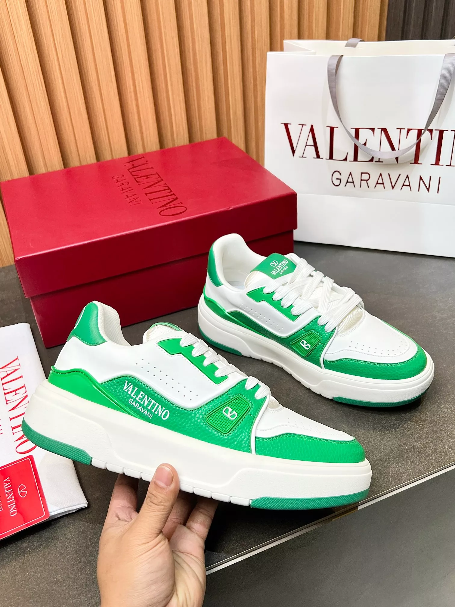 Valentino Casual Shoes For Women Elegant 8327