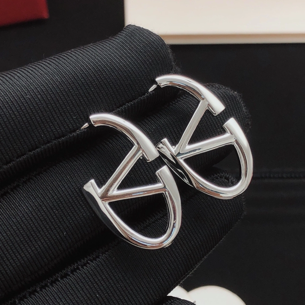 Valentino Earrings For Women Durable 4634
