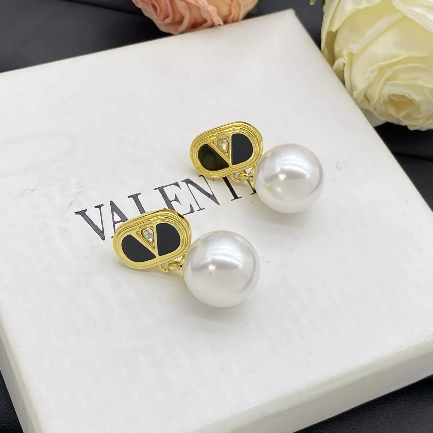 Valentino Earrings For Women Fashionable 5267
