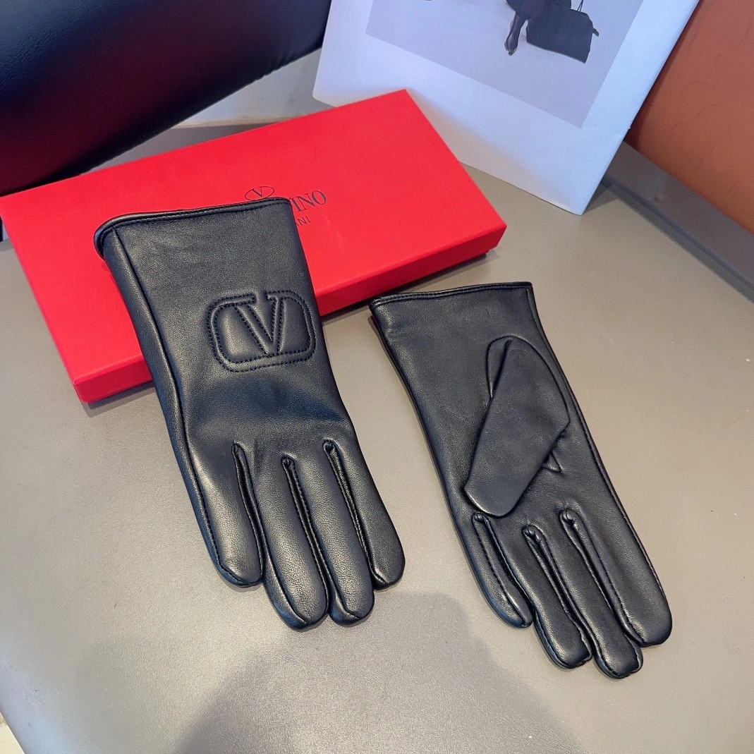 Valentino Gloves For Women Durable 9432