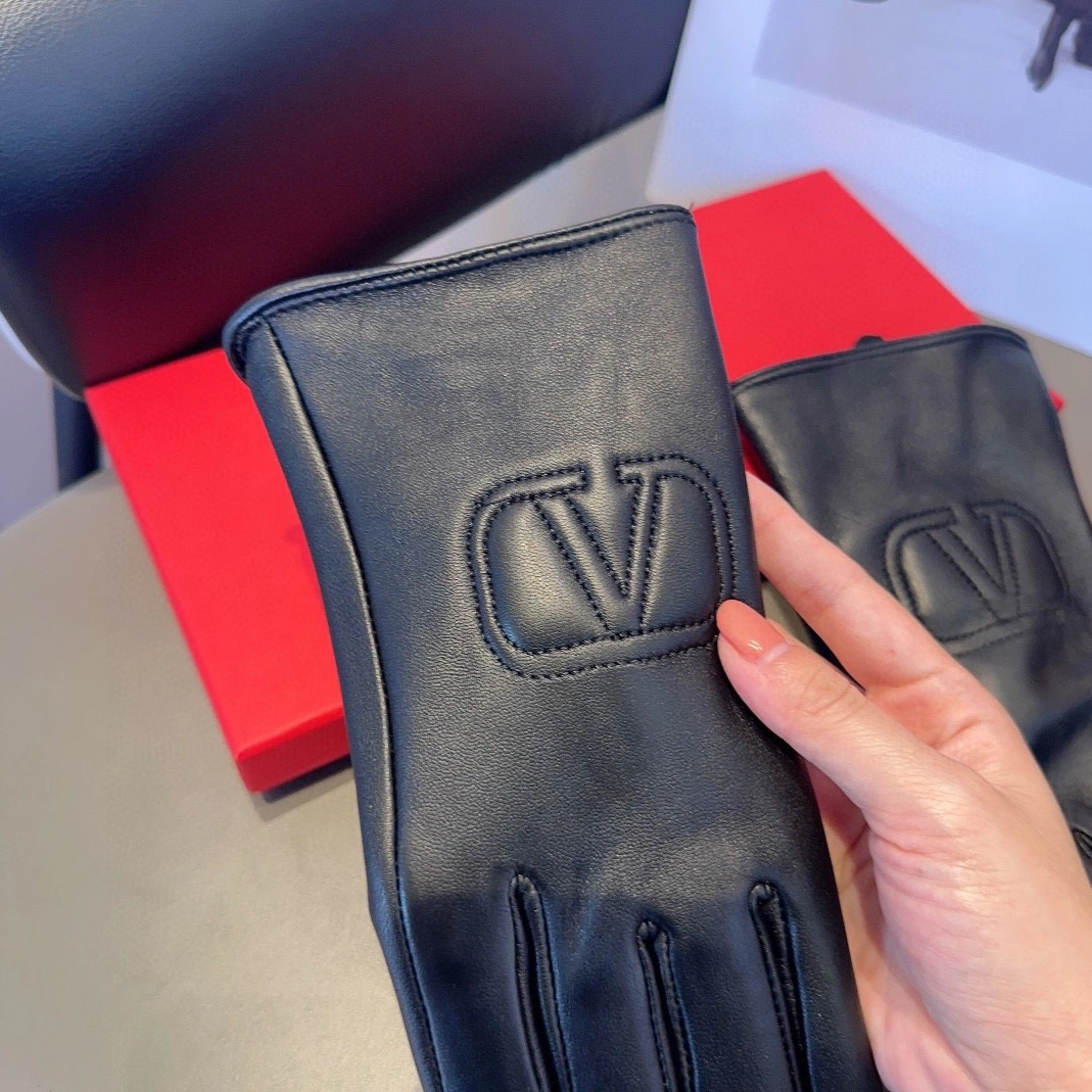 Valentino Gloves For Women Durable 9432