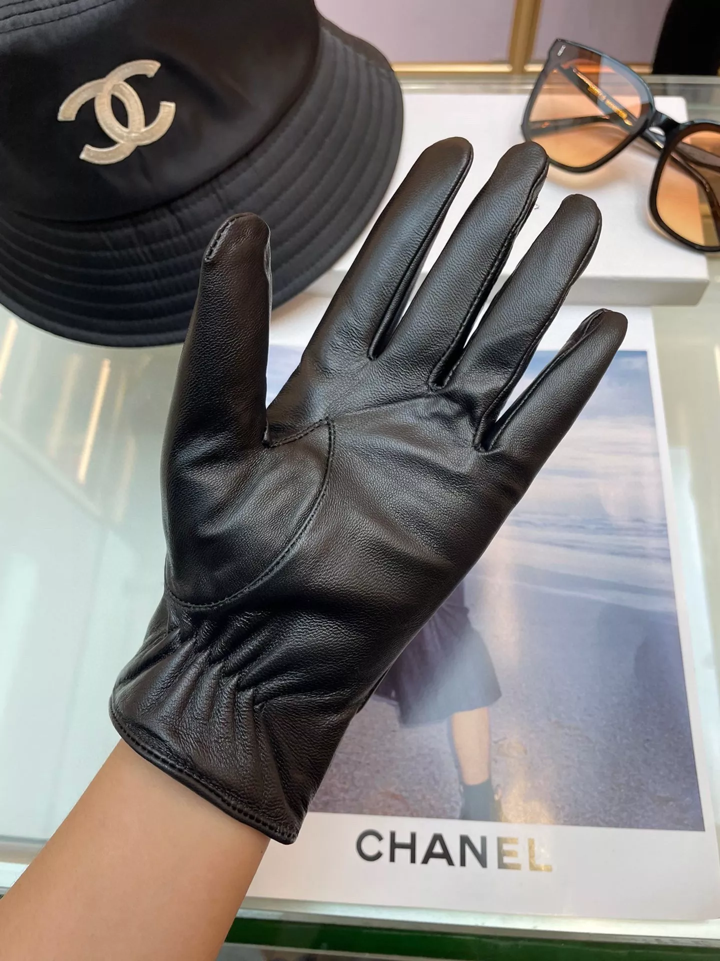 Valentino Gloves For Women HighQuality 2652