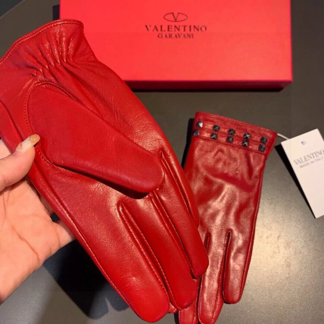 Valentino Gloves For Women Refined 4075