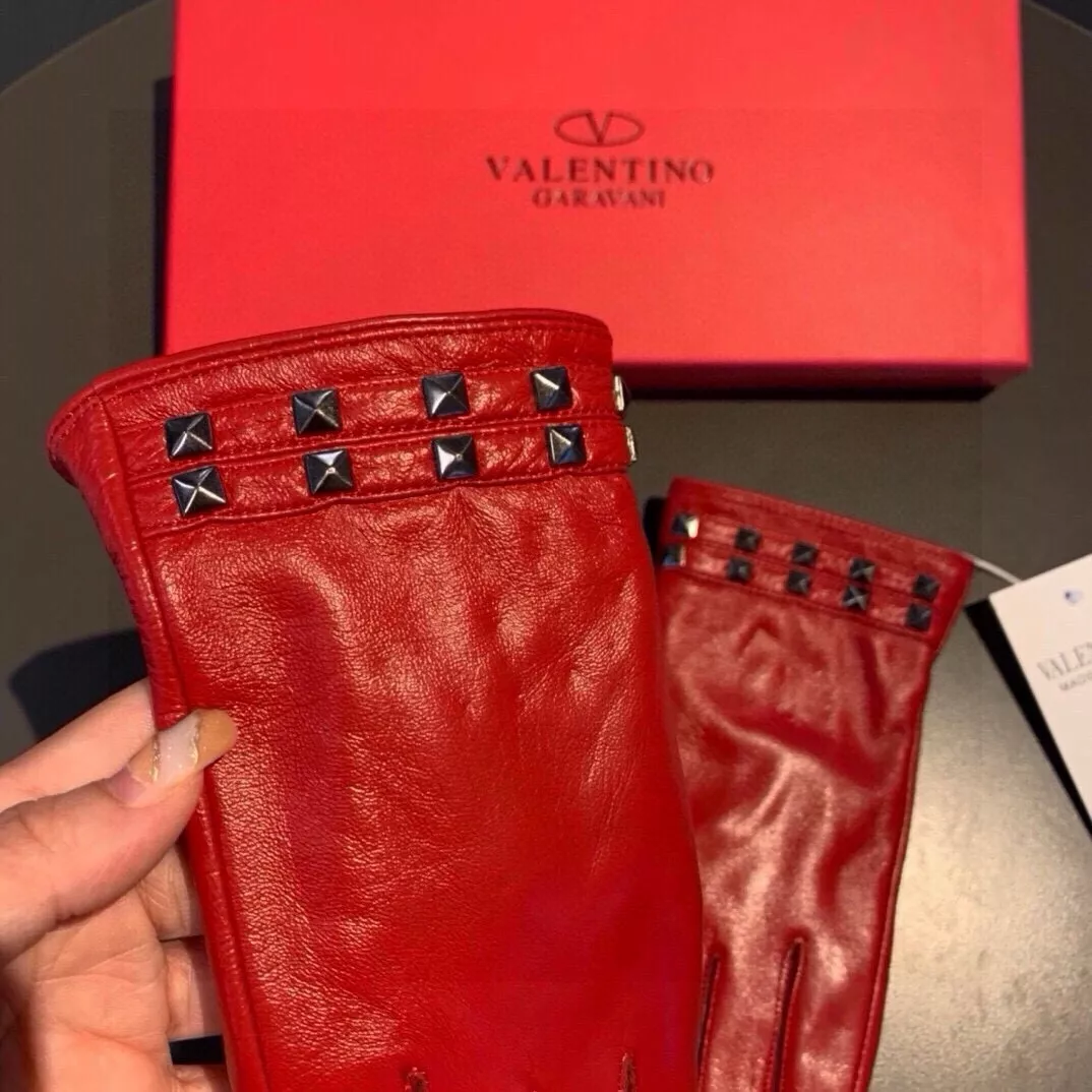 Valentino Gloves For Women Refined 4075