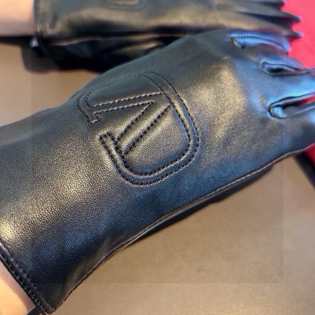 Valentino Gloves For Women Vibrant 8638