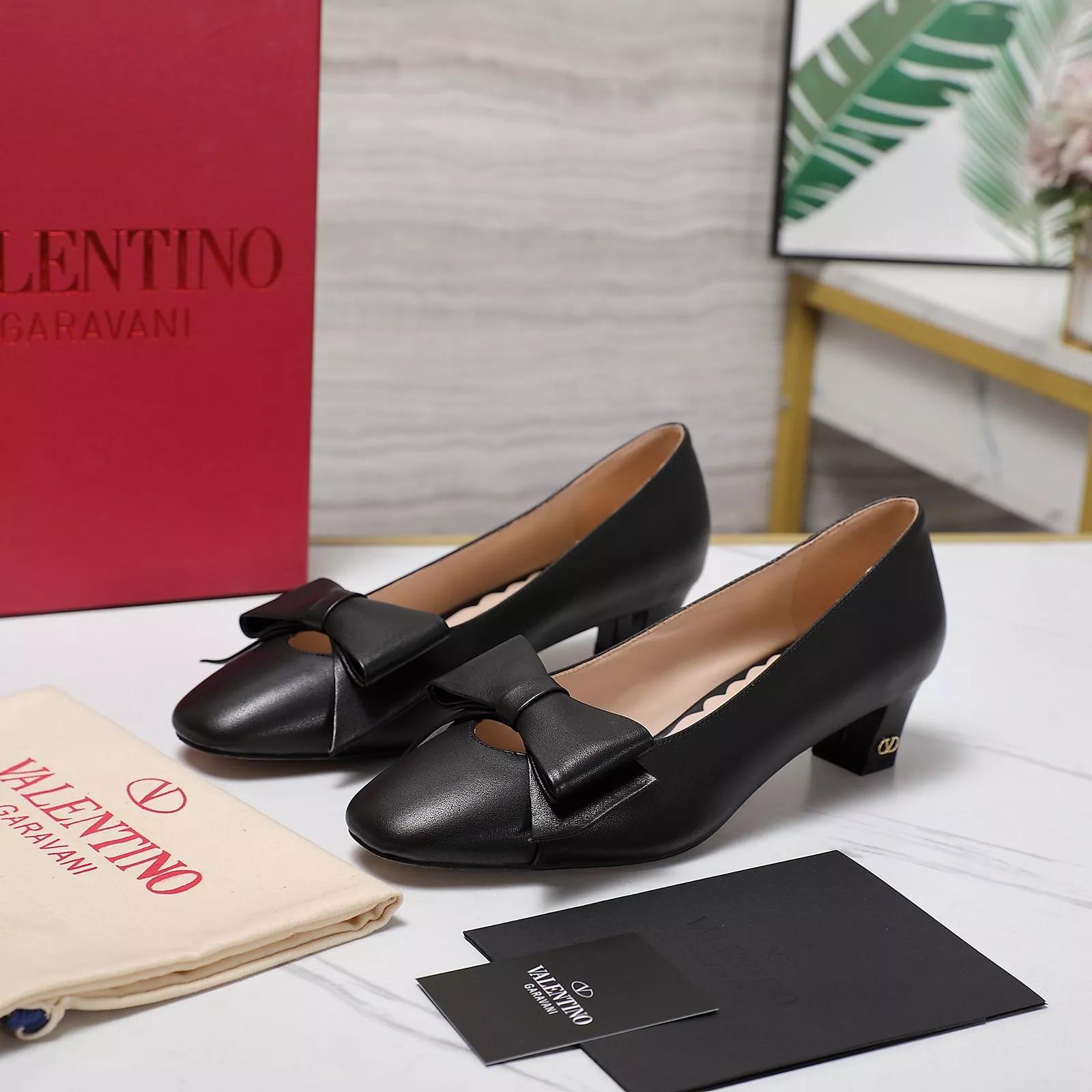 Valentino High-Heeled Shoes For Women Breathable 6817