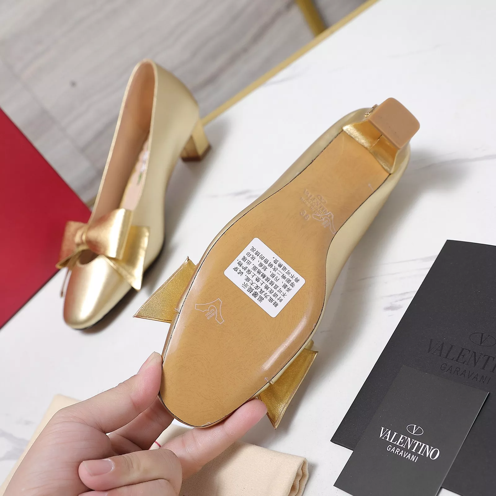 Valentino High-Heeled Shoes For Women Durable 5861