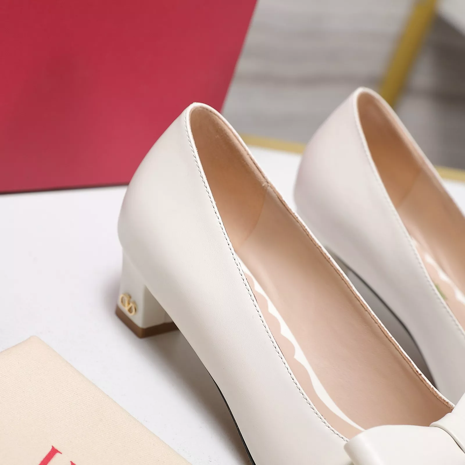 Valentino High-Heeled Shoes For Women Functional 6179