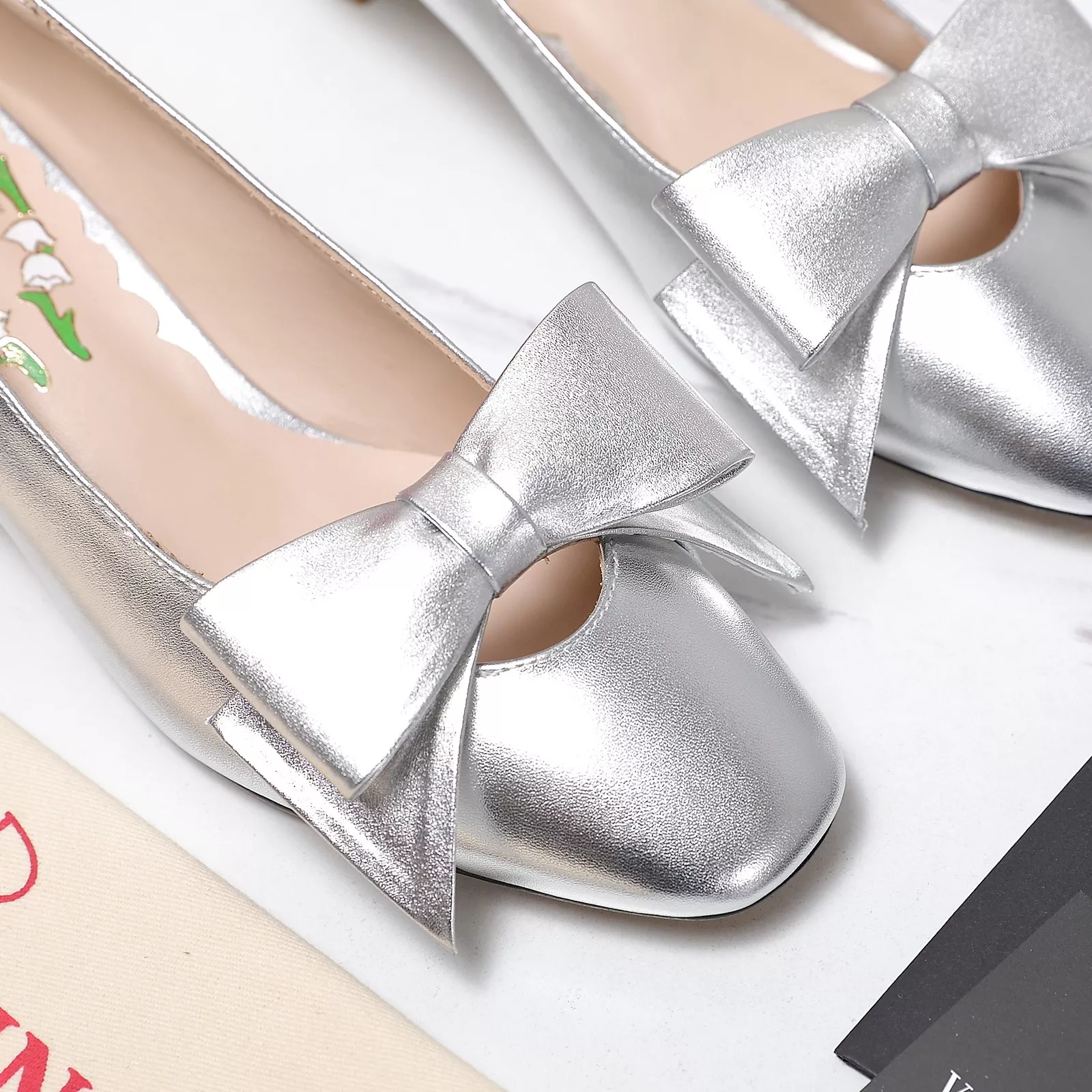 Valentino High-Heeled Shoes For Women HighQuality 5679