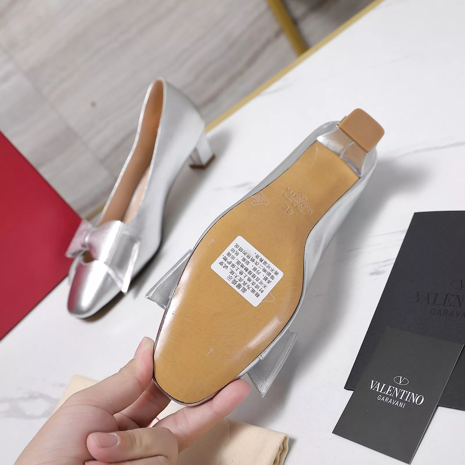 Valentino High-Heeled Shoes For Women HighQuality 5679
